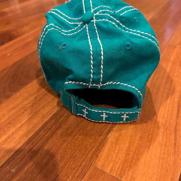 Distressed Teal Blue ' Jesus Loves This Hot MESS' Cap - Picture 4 of 4